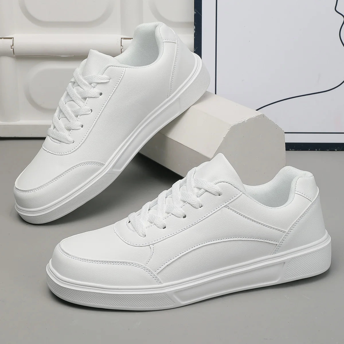 Unisex Lightweight Breathable Sports Shoes – Non-Slip Casual Sneakers